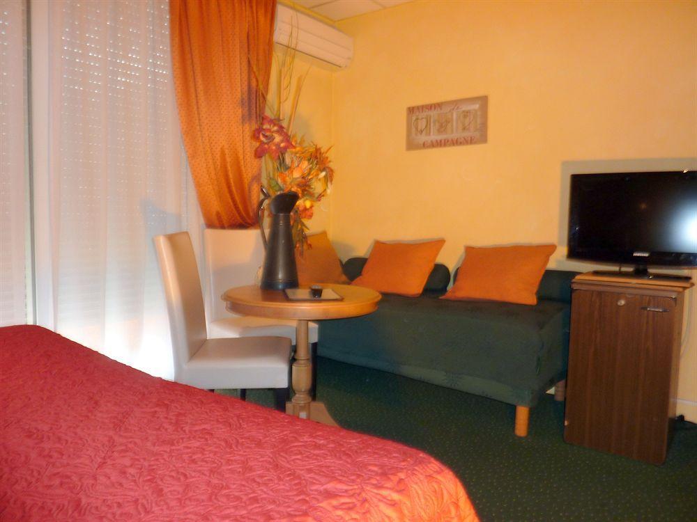 Regina Hotel Cannes Exterior photo